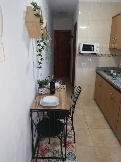 Acogedor Atico Con Terraza En San Cristobal De La Laguna Exteriör bild